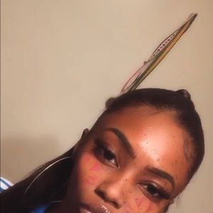 Meet your Posher, Tiffany